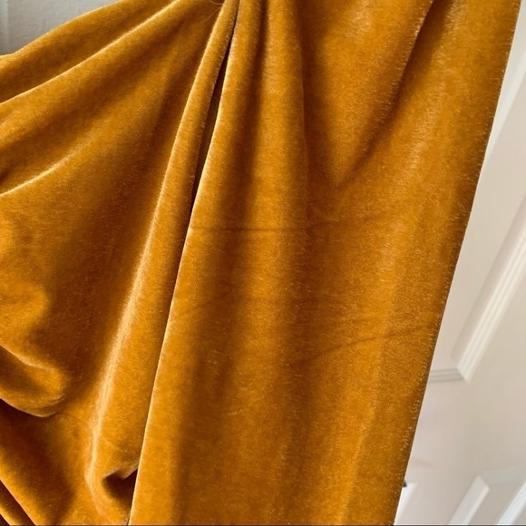 Endless Rose Ruched Long Sleeve Velvet Bodycon Dress Yellow - Picture 4 of 12